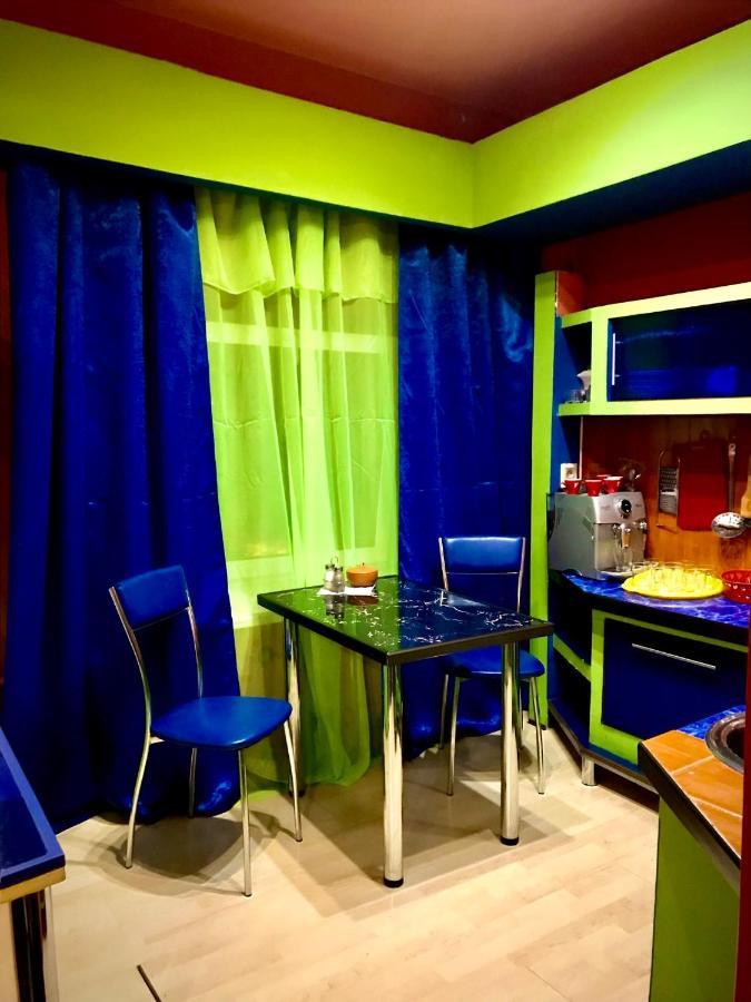 חארקיב One-Bedroom Apartment On Gagarina מראה חיצוני תמונה