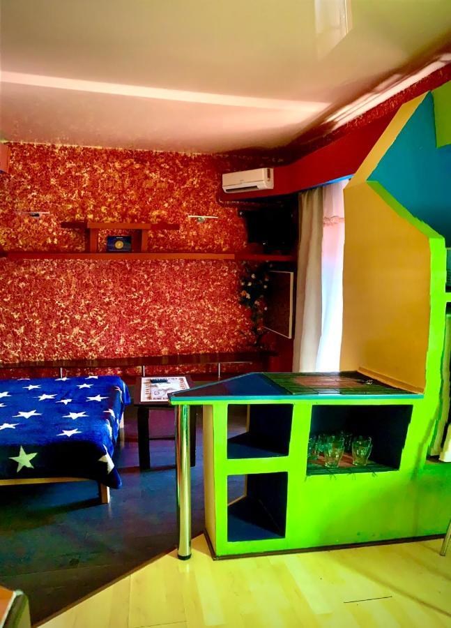 חארקיב One-Bedroom Apartment On Gagarina מראה חיצוני תמונה