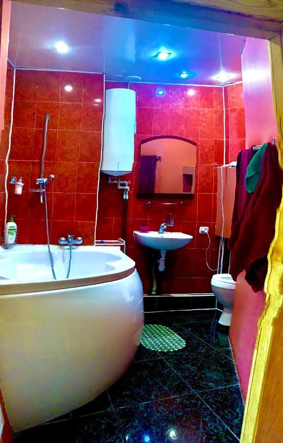 חארקיב One-Bedroom Apartment On Gagarina מראה חיצוני תמונה